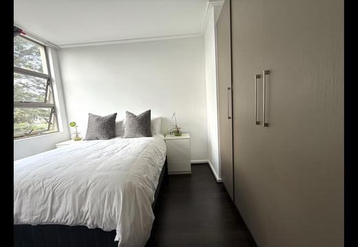 Ultra-Modern 2-Bedroom, 2-Bathroom Apartment for Sale in Bedfordview