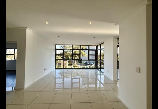 3 Bedroom House For Sale In Bedfordview