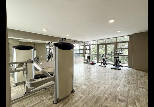 Ultra-Modern 2-Bedroom, 2-Bathroom Apartment for Sale in Bedfordview